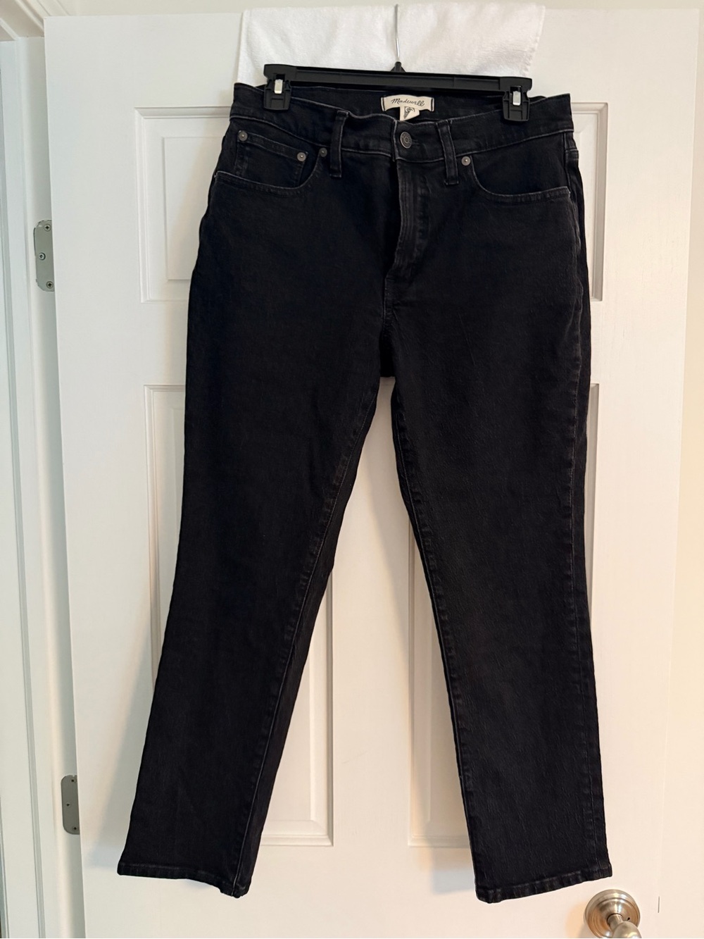 Madewell women’s Black High-Rise Straight cropped Jeans size 28